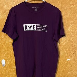 American Eagle Outfitters Men's Dark Purple Graphic Tee